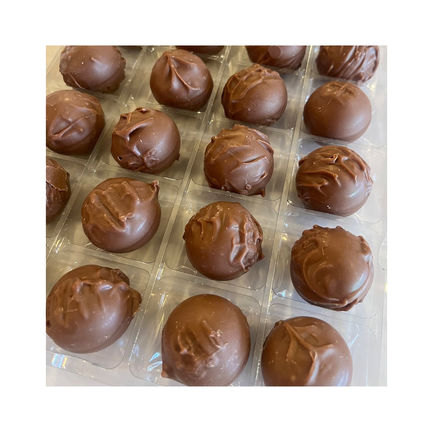 Wholesale Valrhona Tanariva Caramel Truffle 1kg- Bulk