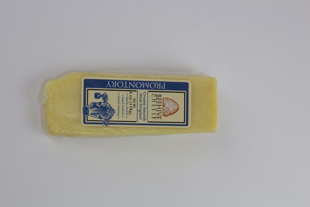Wholesale Beehive Promontory Cheddar 4Oz- Bulk