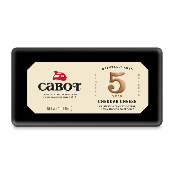 Wholesale Cabot 5 Year White Cheddar Deli Bar- Bulk