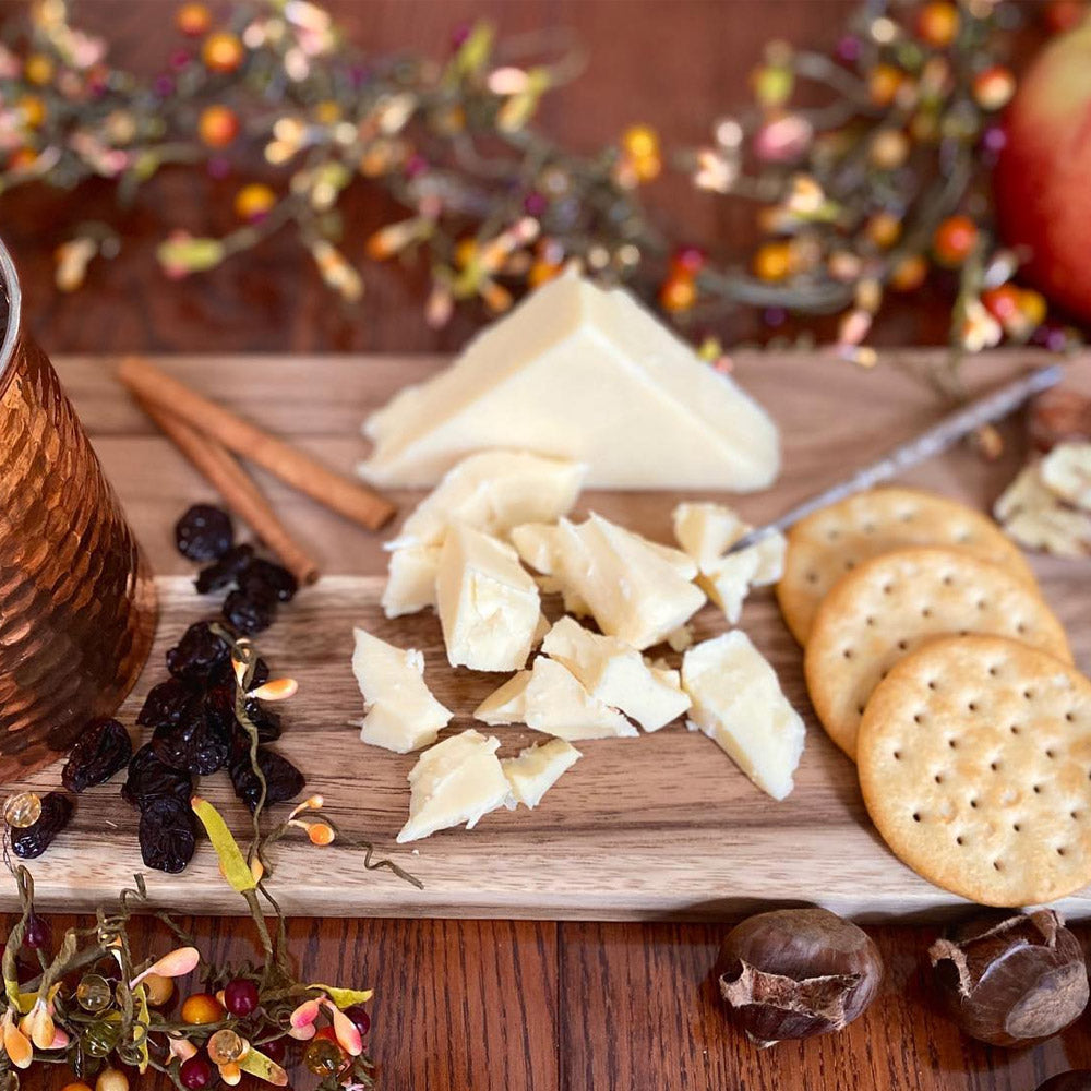 Wholesale Deer Creek 3 YR Reserve White Ched Cheese 5 lb- Bulk