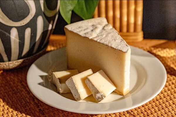 Wholesale Caspian Cheese 7 lb- Bulk