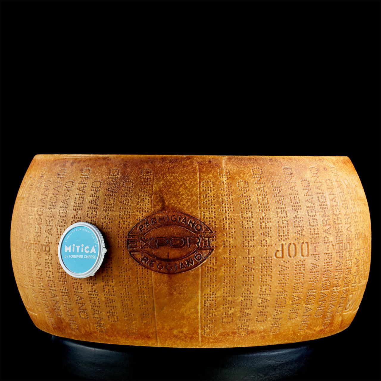 Wholesale NOP Organic Parmigiano Reggiano Qtrs (min. 24mo)- Bulk