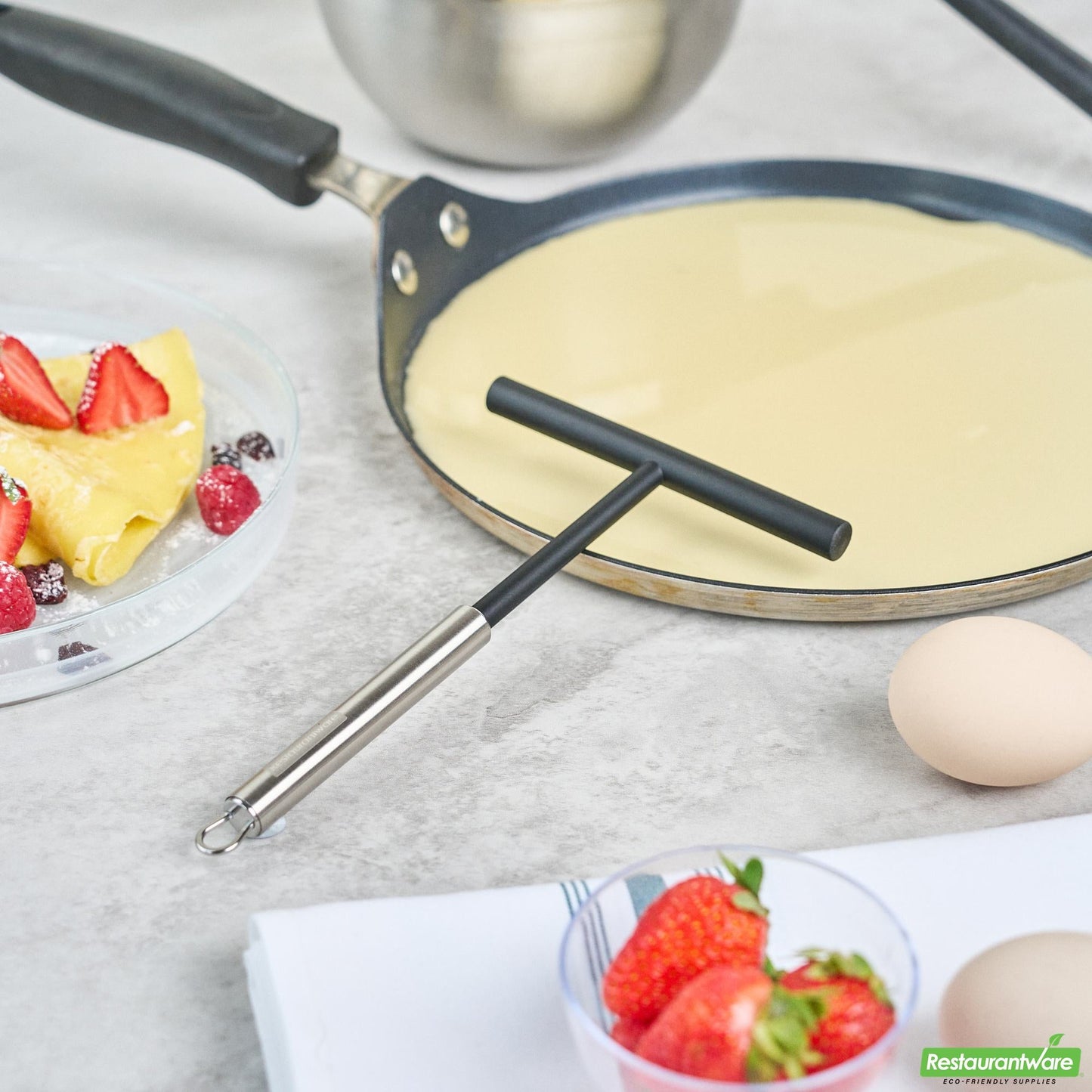 Wholesale Restaurantware Black Nylon High Heat Crepe Batter Spreader - 7.7" X 4.8" X 0.5"- Bulk