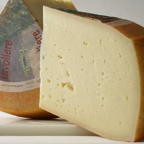 Wholesale La Casearia Tavoliere Cow- Bulk