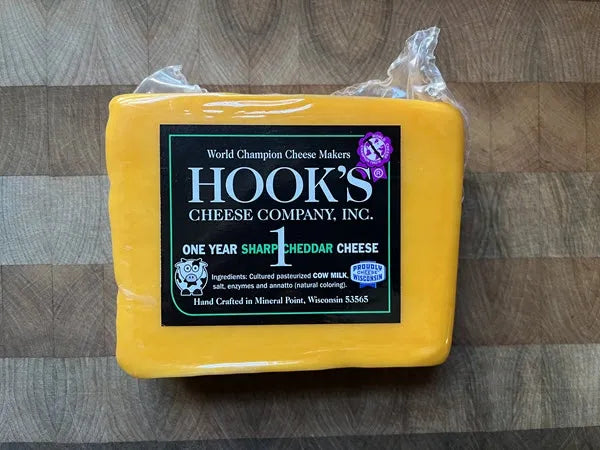 Wholesale Hooks 1 Year Cheddar 5Lb- Bulk