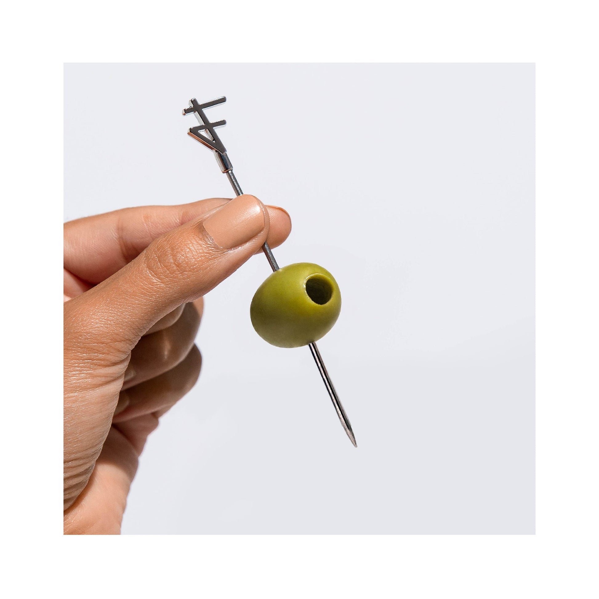 Wholesale Filthy Pitted Green Olives 64oz- Bulk
