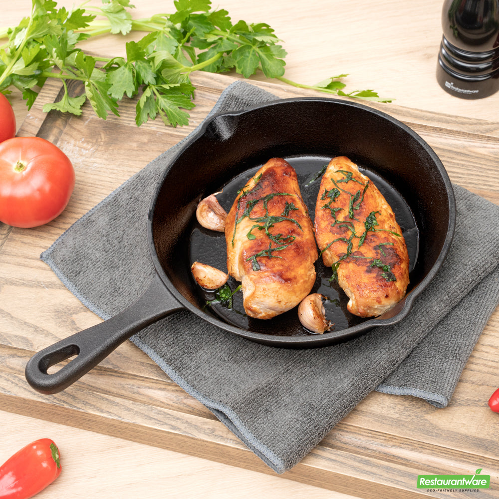 Wholesale Restaurantware Met Lux Round Black Cast Iron 8 Fry Pan - Pre-seasoned- Bulk