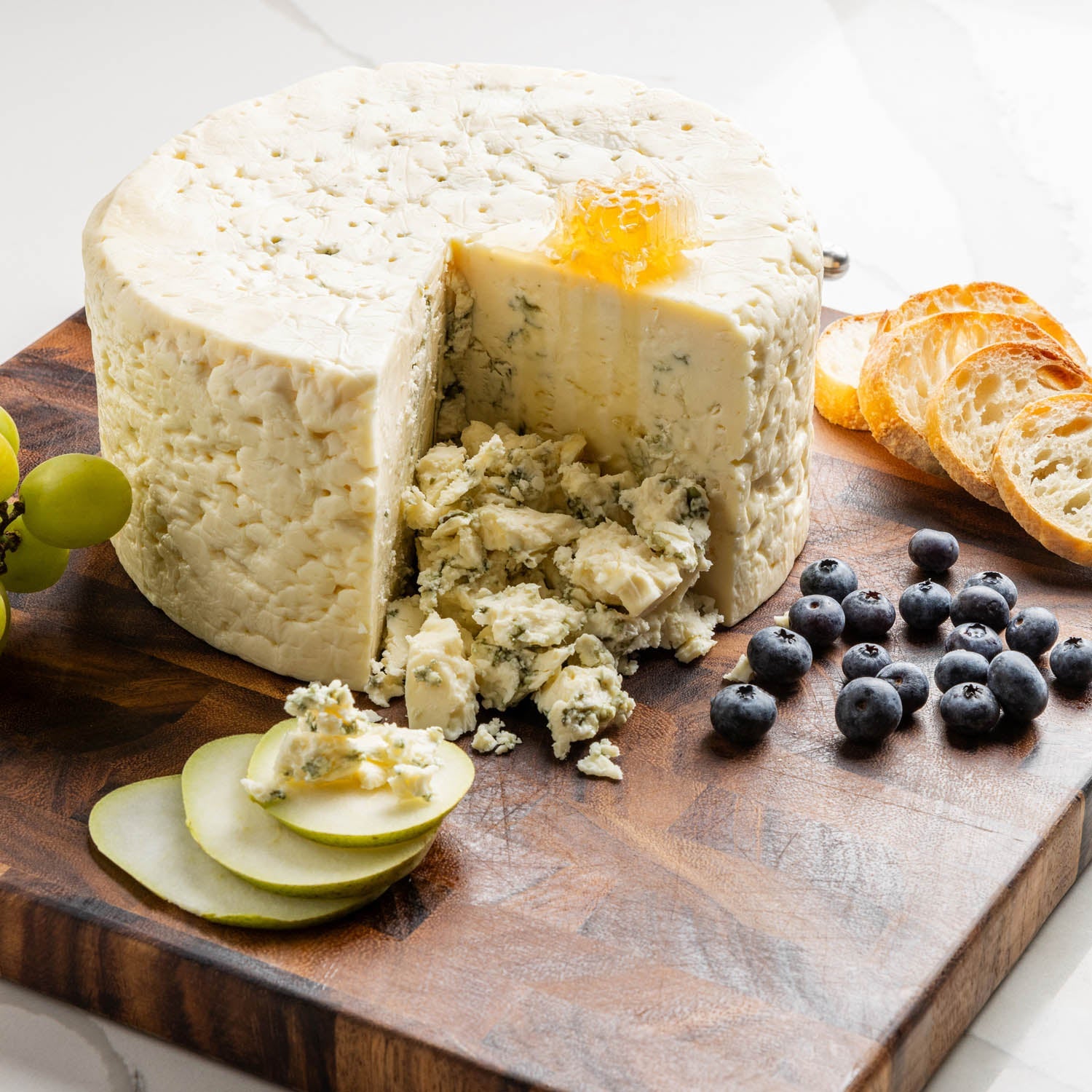 Wholesale Dairyland Blue Cheese Wheel 6lb- Bulk