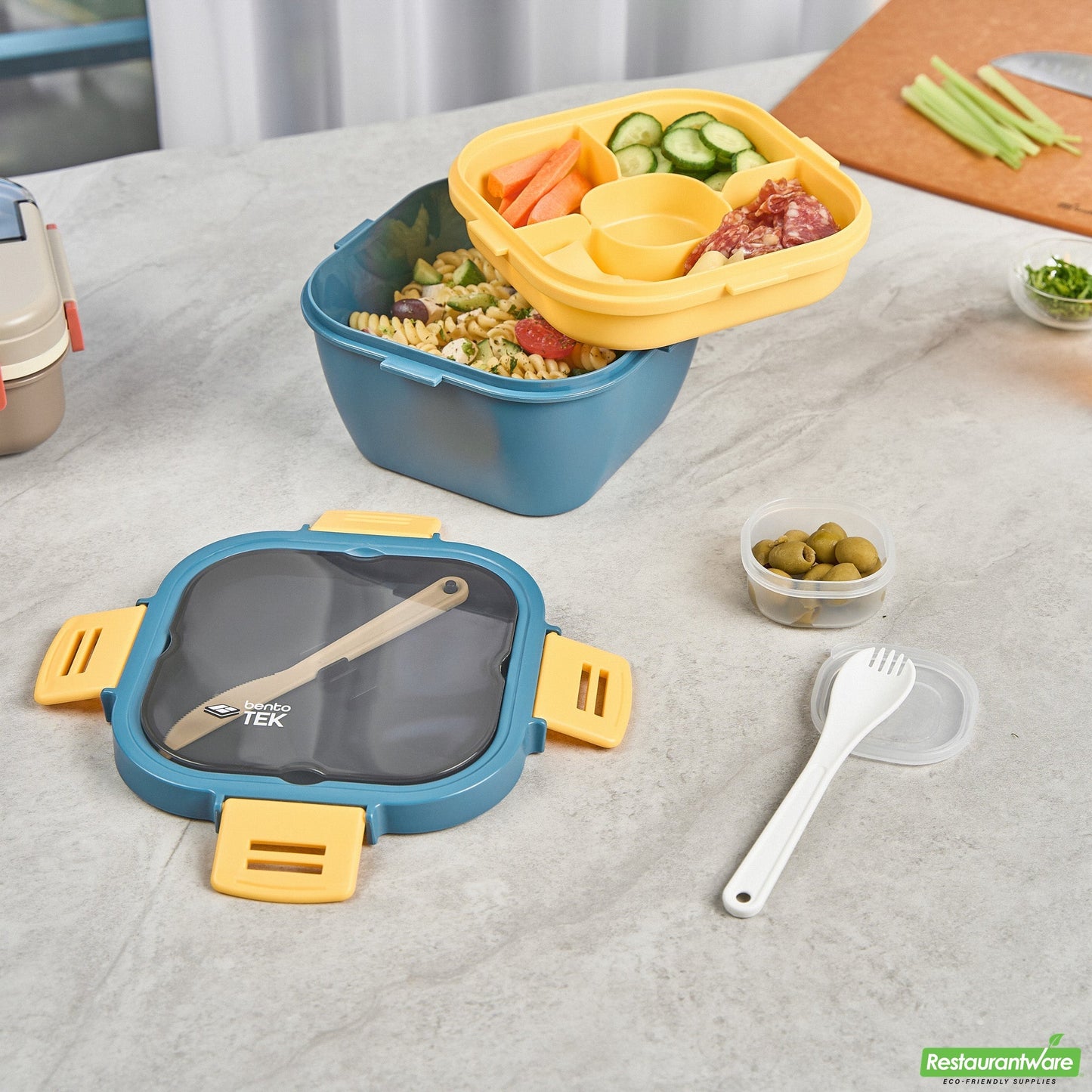Wholesale Restaurantware 58 Oz Blue and Yellow Lunch Box- Bpa-Free, Microwave-Safe- Bulk