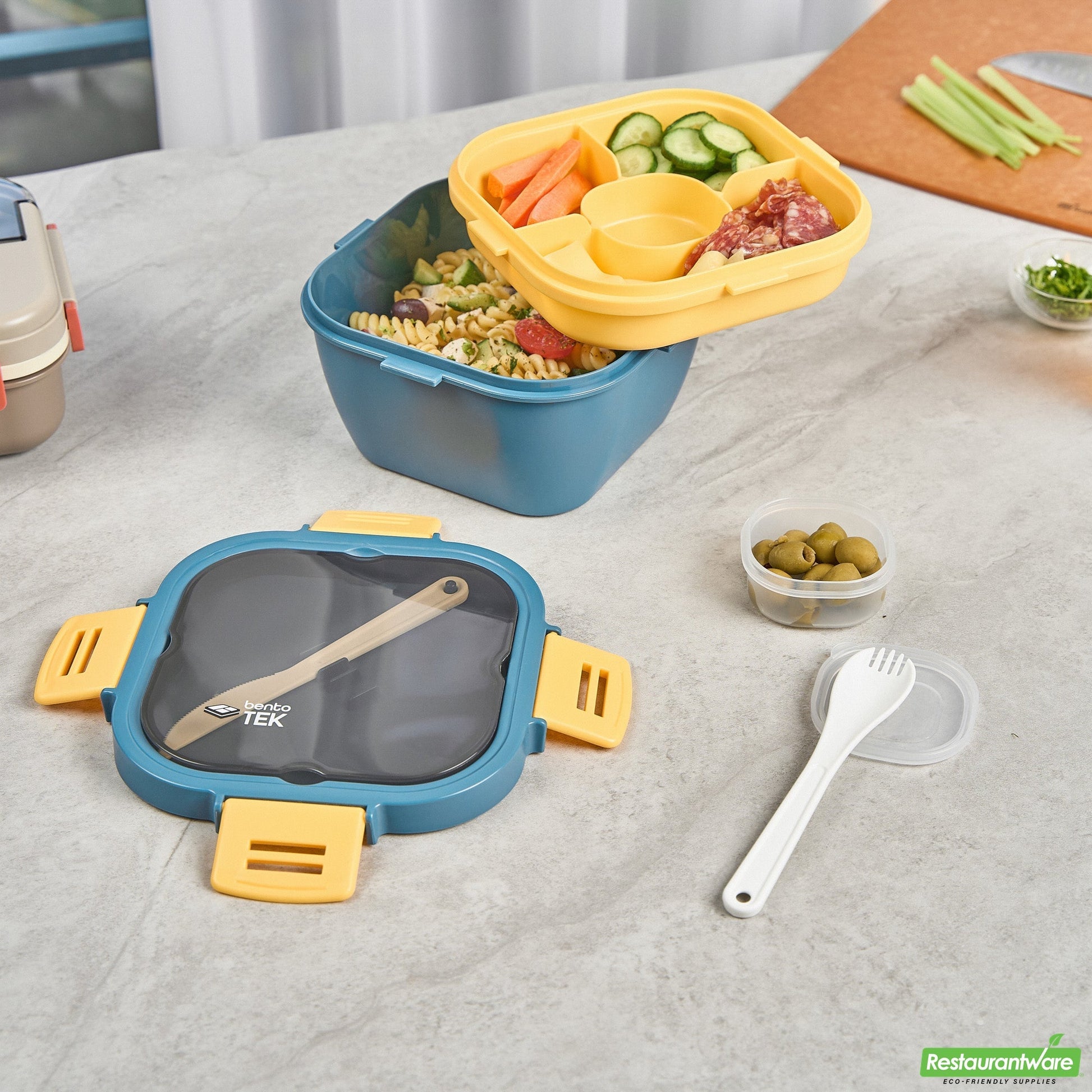Wholesale Restaurantware 58 Oz Blue and Yellow Lunch Box- Bpa-Free, Microwave-Safe- Bulk