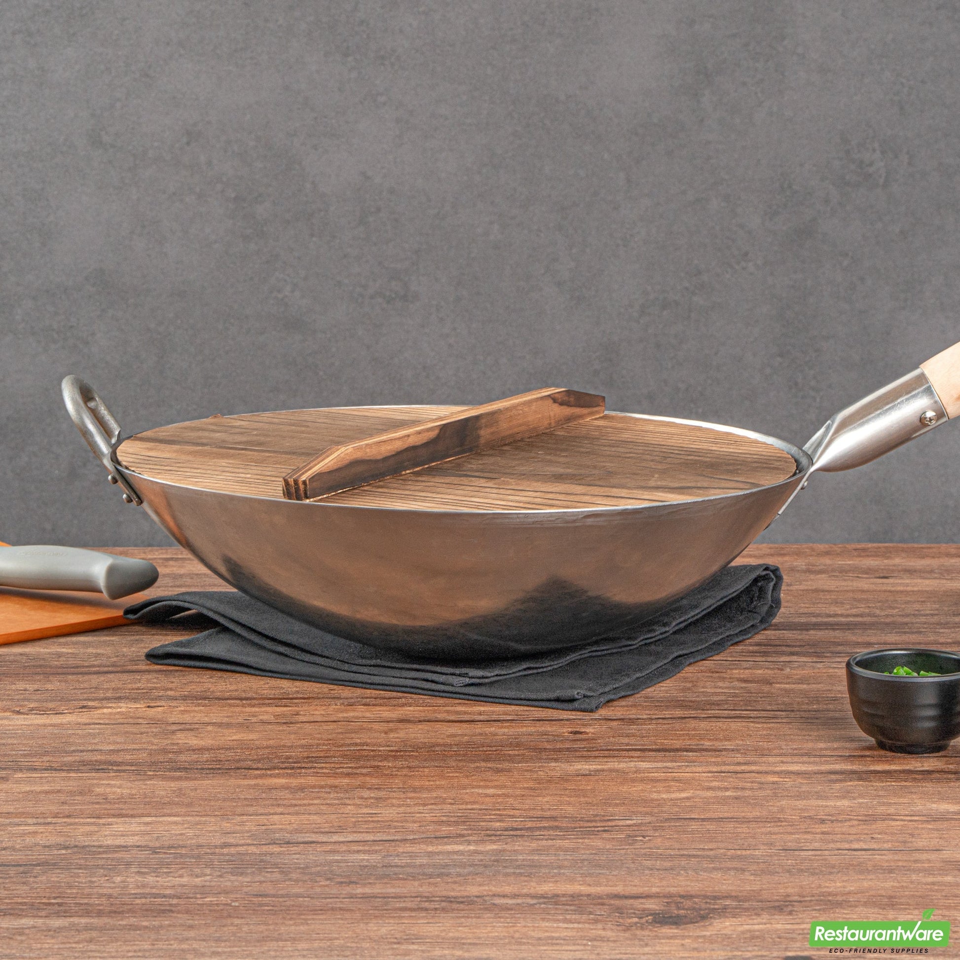 Wholesale Restaurantware 14" Handmade Lightweight Wood Wok Lid - 14.2" X 14.2" X 2.2"- Bulk