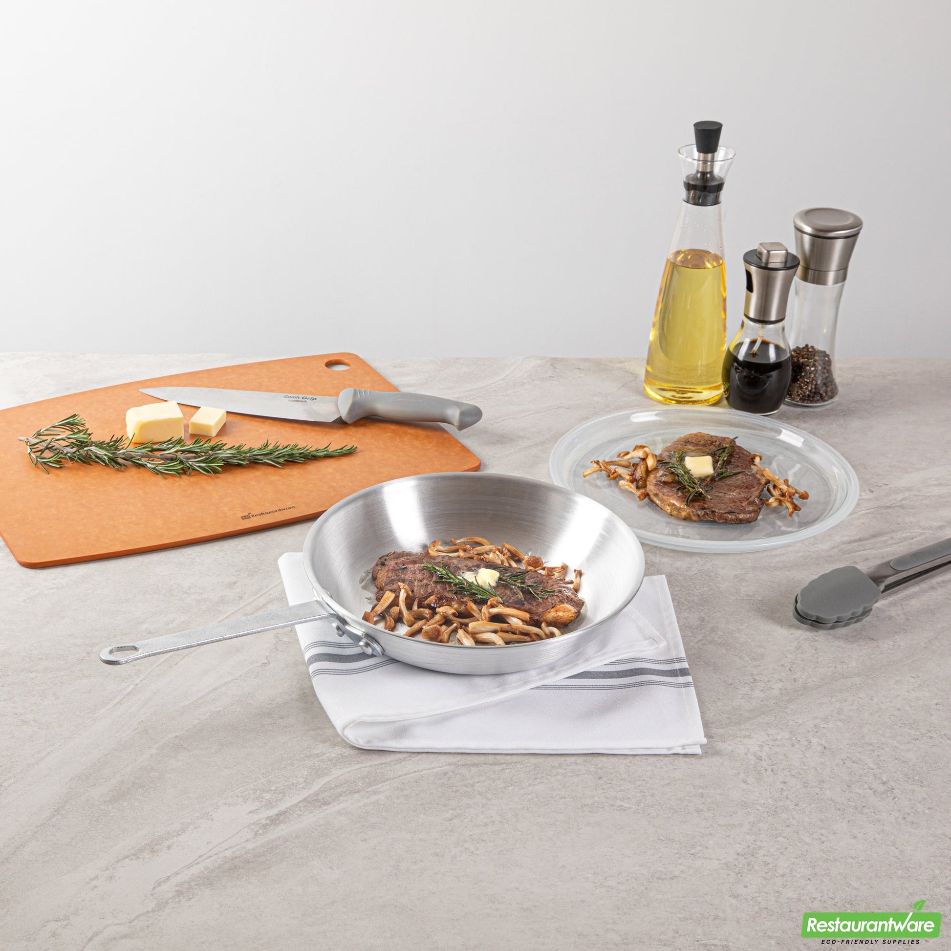 Wholesale Restaurantware Aluminum 10" Fry Pan - 17.7" X 10.2" X 2.7"- Bulk