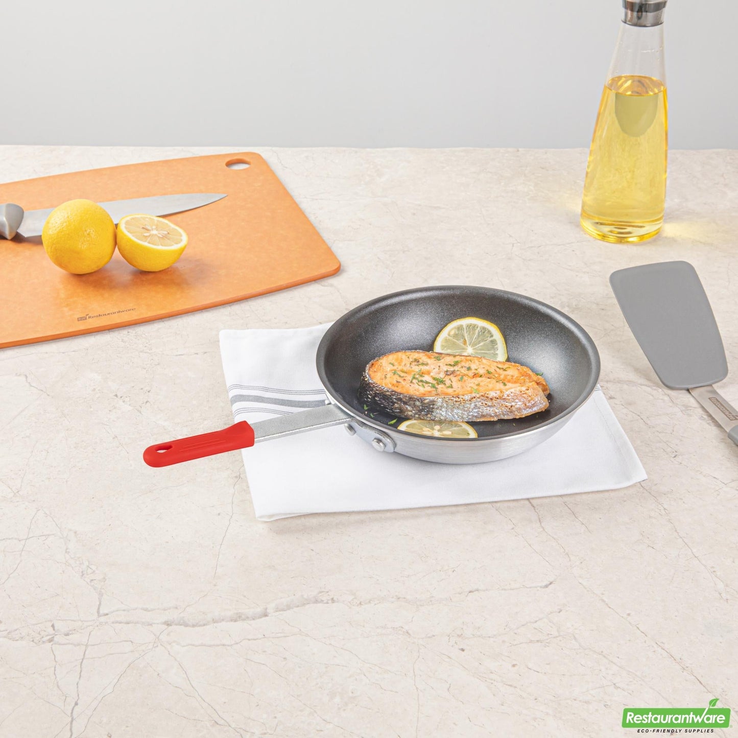 Wholesale Restaurantware Bundle: 1 Aluminum 9 Non-Stick Fry Pan and 1 Red Sleeve- Bulk