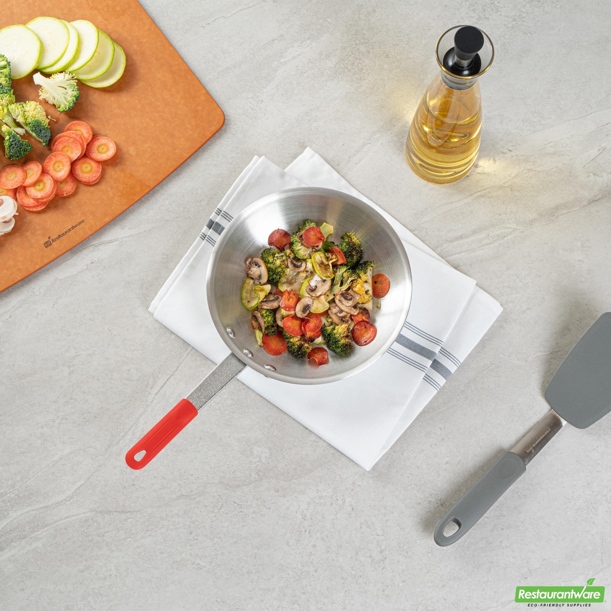 Wholesale Restaurantware Bundle: 1 Aluminum 9 Fry Pan and 1 Red Sleeve- Bulk