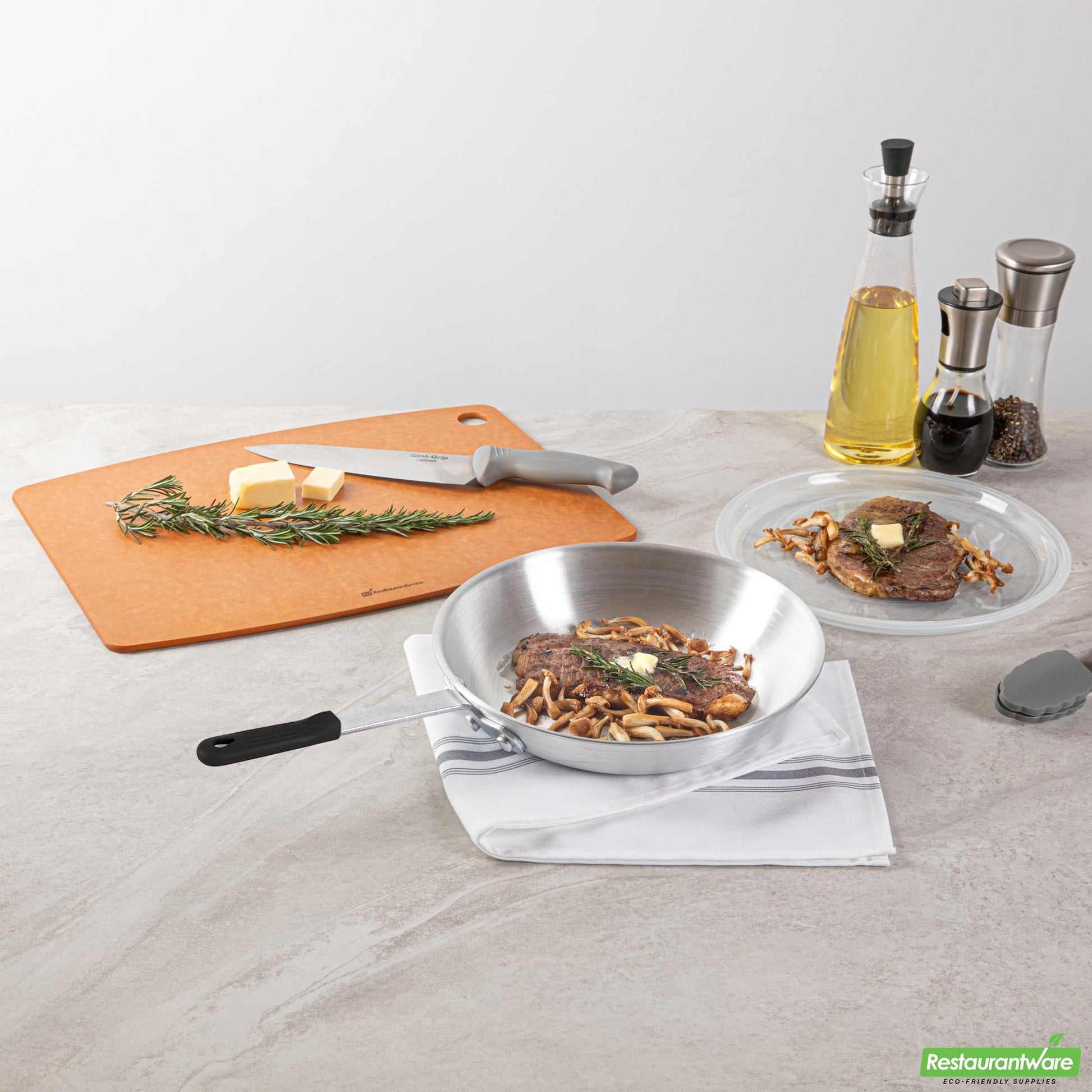 Wholesale Restaurantware Bundle: 6 Aluminum 10" Fry Pans and 6 Black Sleeves- Bulk