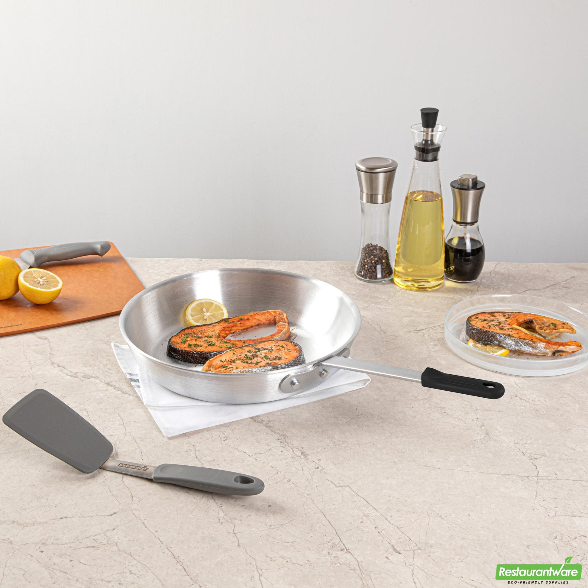 Wholesale Restaurantware Bundle: 1 Aluminum 12 Fry Pan and 1 Black Sleeve- Bulk