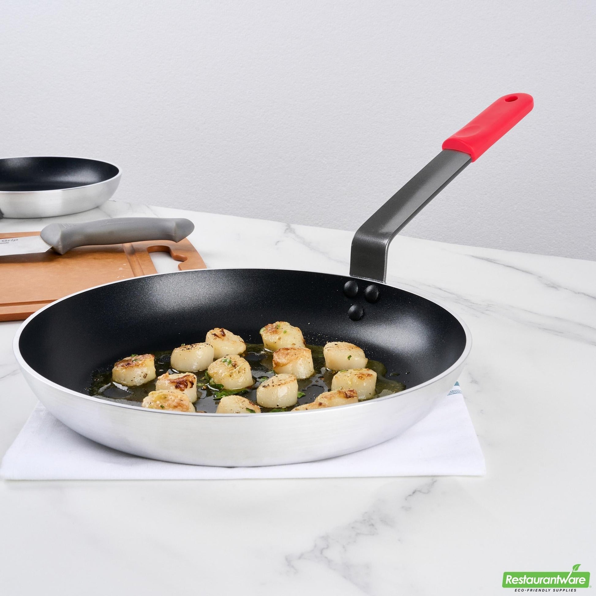 Wholesale Restaurantware Bundle: 6 Aluminum 12 Induction Ready Fry Pans and 6 Red Sleeves- Bulk