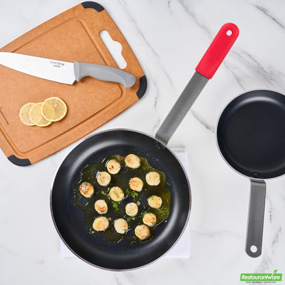 Wholesale Restaurantware Bundle: 6 Aluminum 12 Induction Ready Fry Pans and 6 Red Sleeves- Bulk