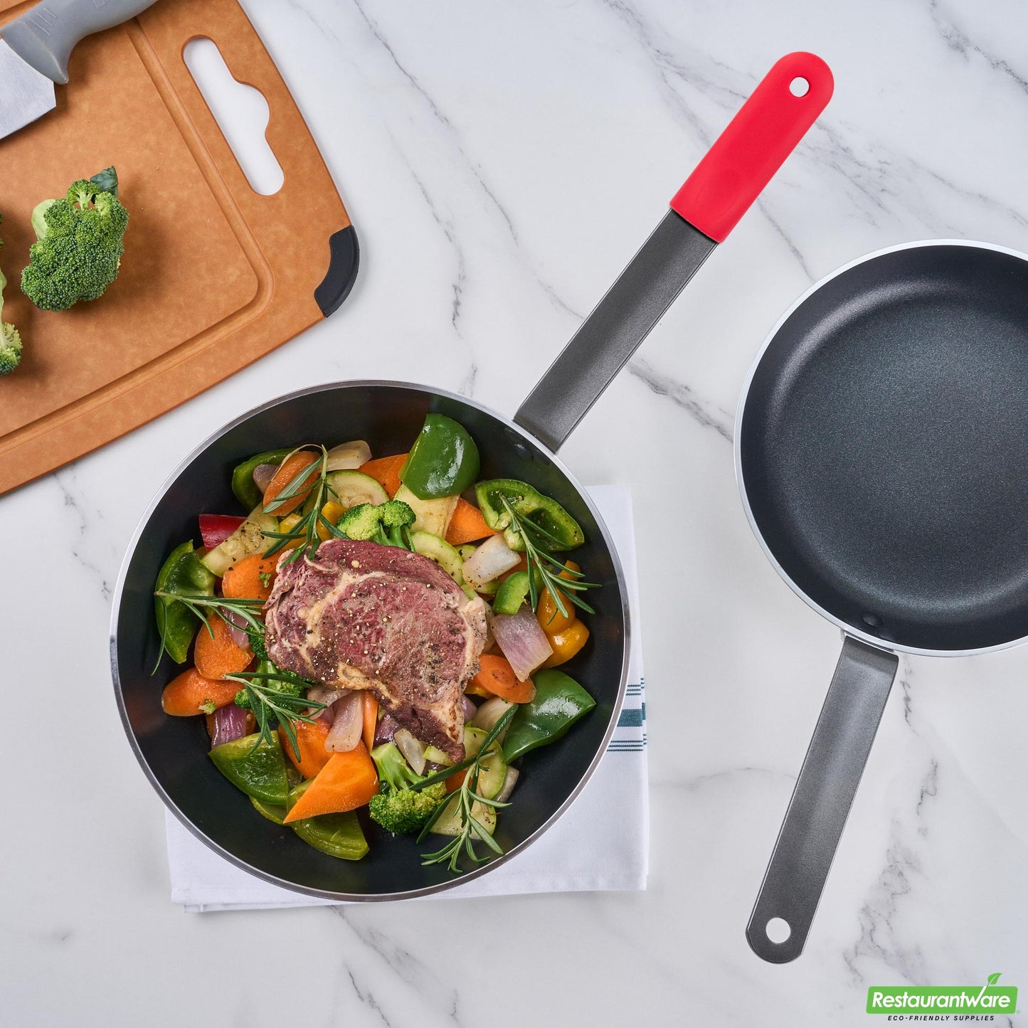 Wholesale Restaurantware Bundle: 6 Aluminum 11 Induction Ready Fry Pans and 6 Red Sleeves- Bulk