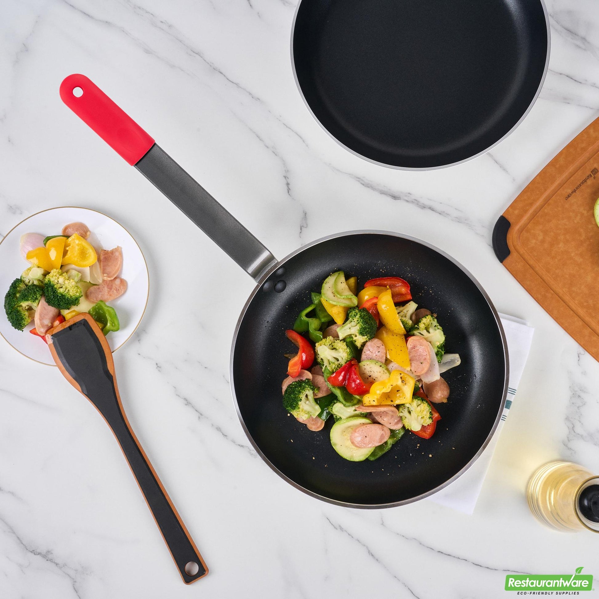 Wholesale Restaurantware Bundle: 1 Black Carbon Steel 12" Pre-Seasoned Fry Pan and 1 Sleeve- Bulk