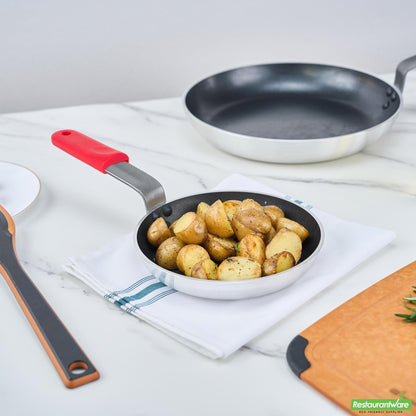 Wholesale Restaurantware Bundle: 6 Aluminum 8" Induction Ready Fry Pans and 6 Red Sleeves- Bulk