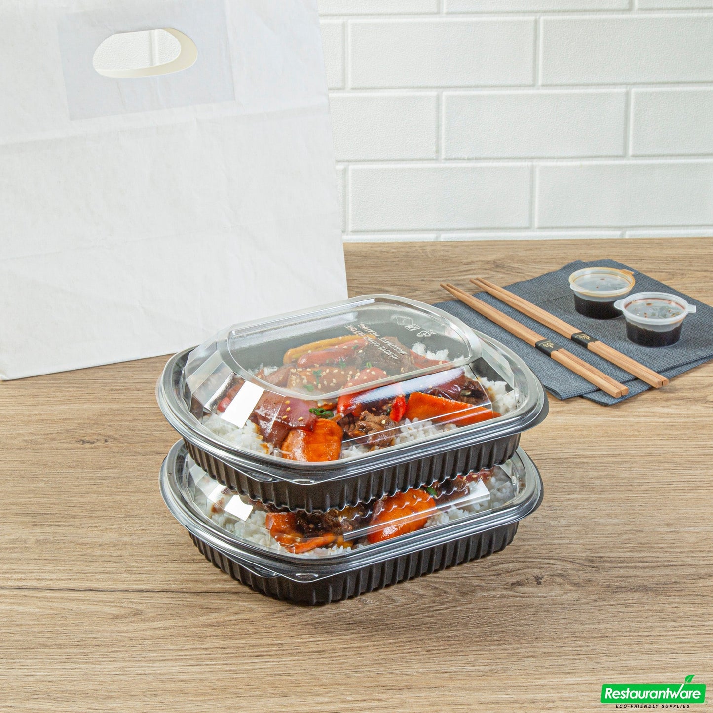 Wholesale Restaurantware 36 Oz Rectangle Black Plastic Food Container - with Clear Lid, Microwavable - 9 1/4" X 7 3/4" X 2 3/4" - 50 Count Box- Bulk