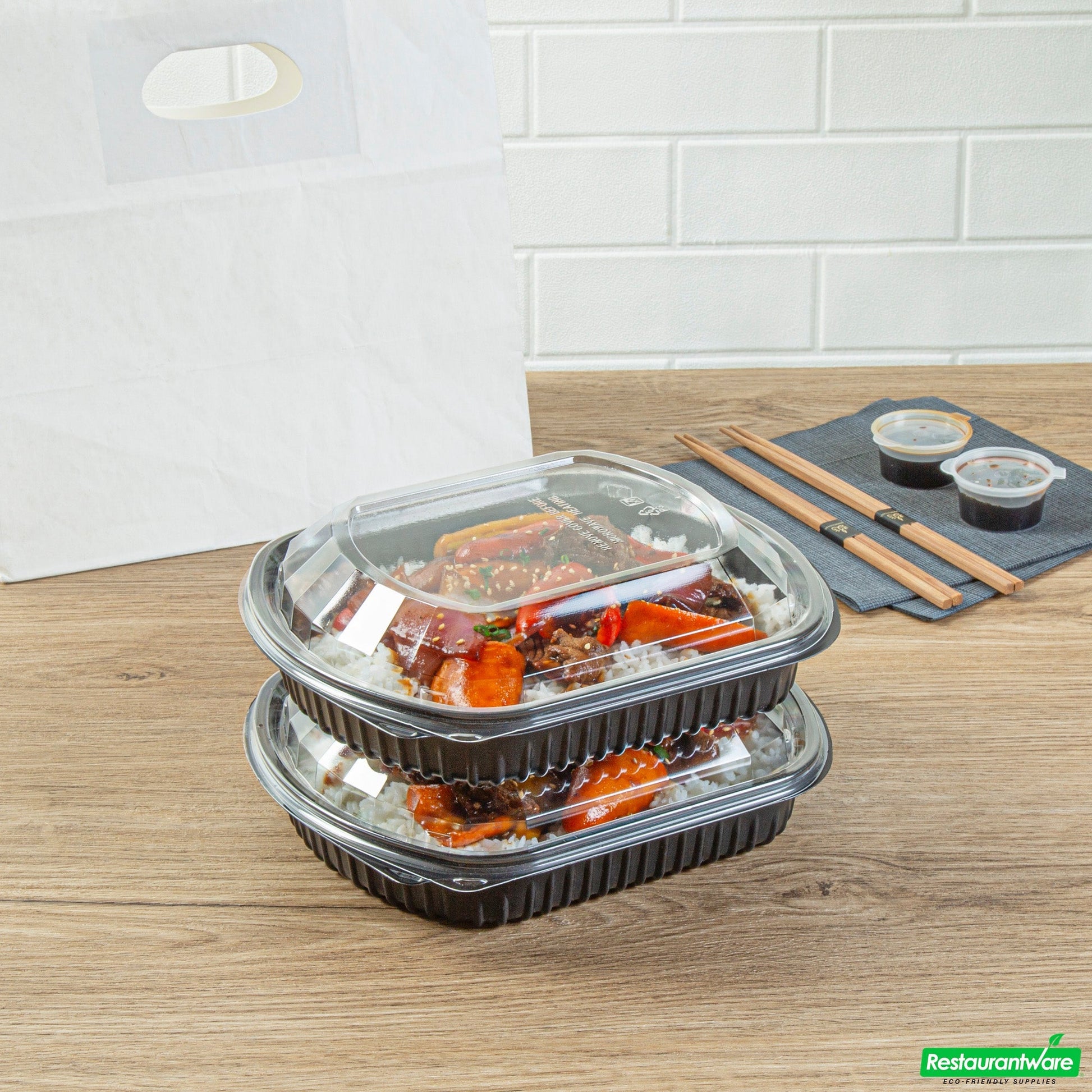 Wholesale Restaurantware 36 Oz Rectangle Black Plastic Food Container - with Clear Lid, Microwavable - 9 1/4" X 7 3/4" X 2 3/4" - 50 Count Box- Bulk