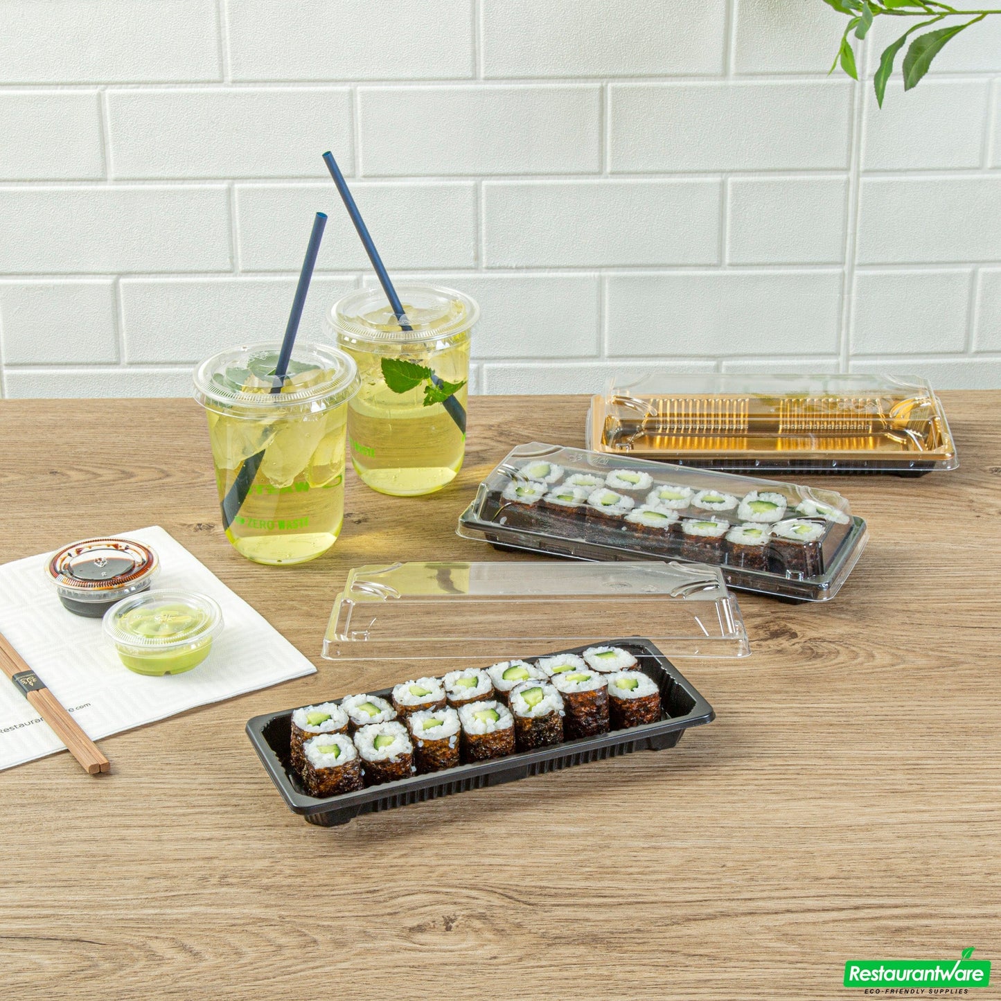 Wholesale Restaurantware Roku Rectangle Black Plastic Take Out Sushi Tray - with Clear Lid - 8 1/2" X 3 1/4" X 1 3/4" - 100 Count Box- Bulk