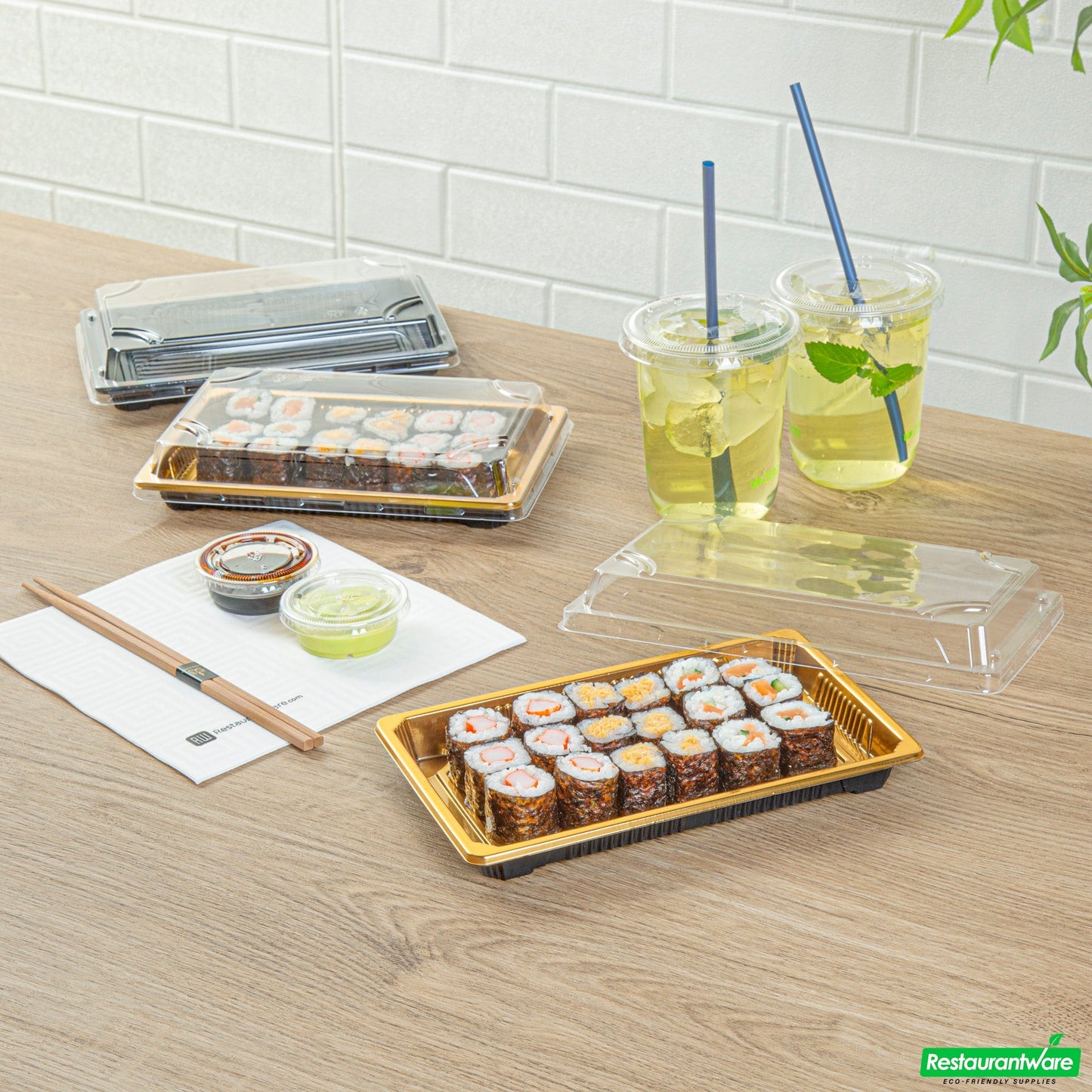 Wholesale Restaurantware Roku Rectangle Gold Plastic Take Out Sushi Tray - with Clear Lid - 8 1/4" X 5 1/4" X 1 1/2" - 100 Count Box- Bulk