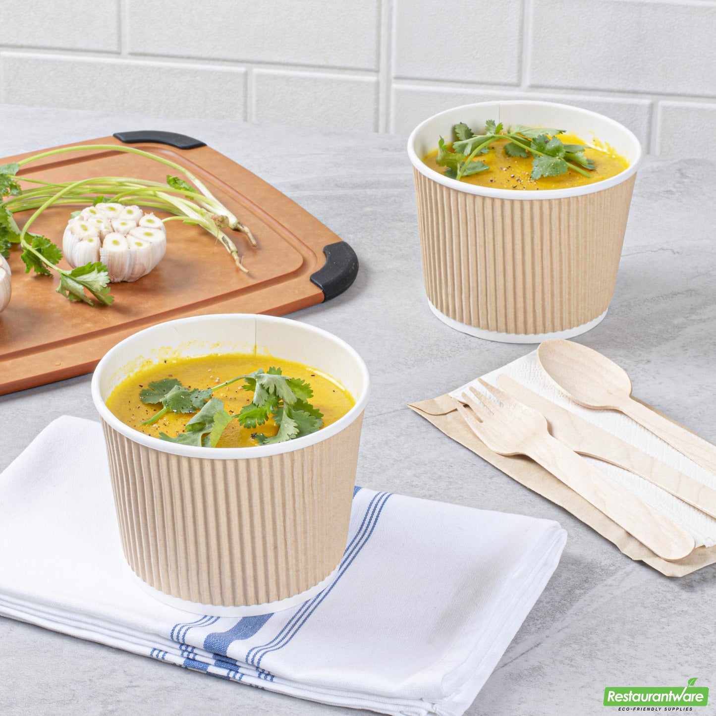 Wholesale Restaurantware Bio Tek 18 Oz Round Kraft PE Lined Paper Soup Container - Ripple Wall - 3 1/2 X 3 1/2 X 3 1/4 - 25 Count Box- Bulk