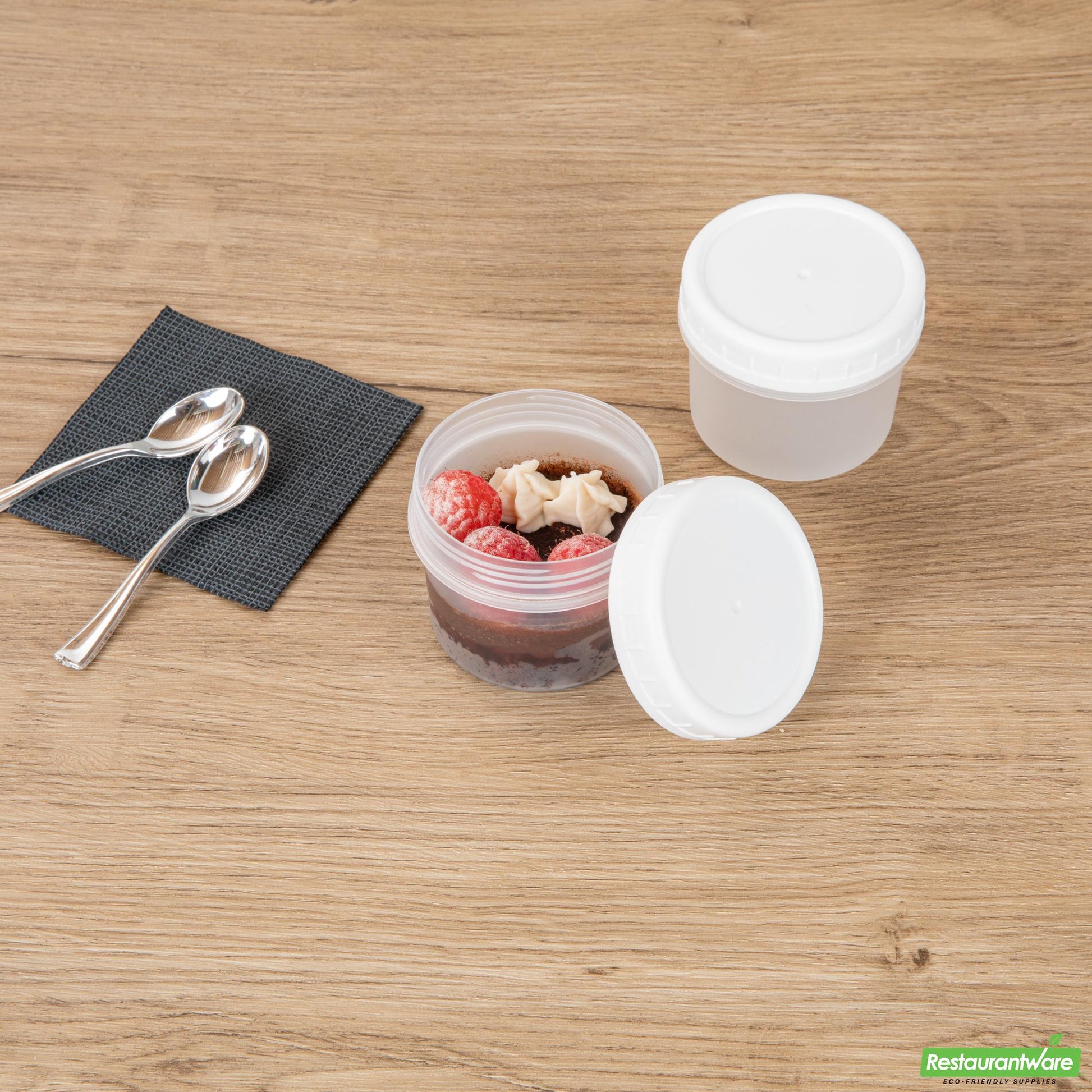 Wholesale Restaurantware Mini Serve 7 Oz Round Clear Plastic Dessert Cup - with Lid - 2 3/4'' X 2 3/4'' X 2 1/2'' - 25 Count Box- Bulk