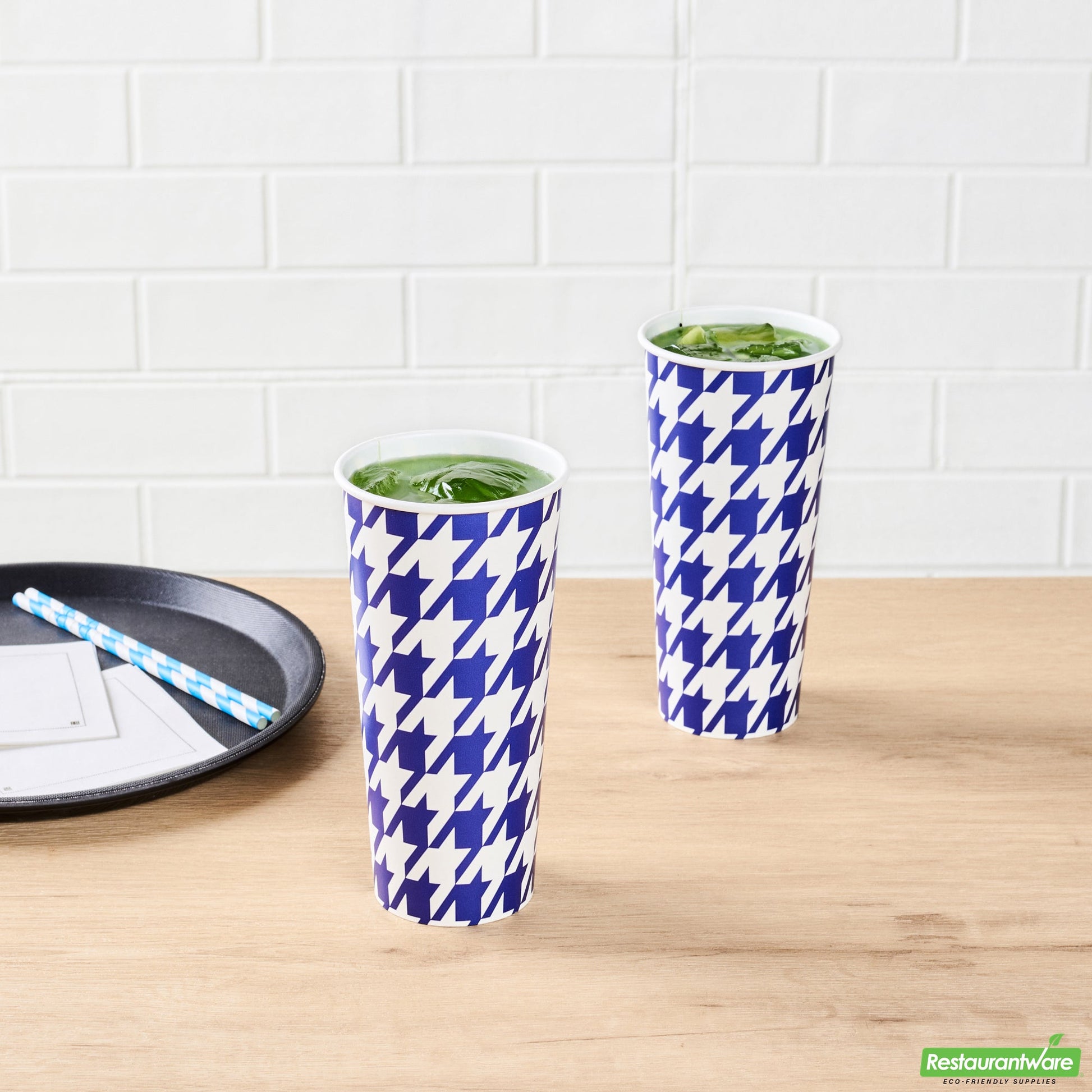 Wholesale Restaurantware RW Base 24 Oz Round White Paper Cold Cup - 3 1/2 X 3 1/2 X 7 - 500 Count Box- Bulk