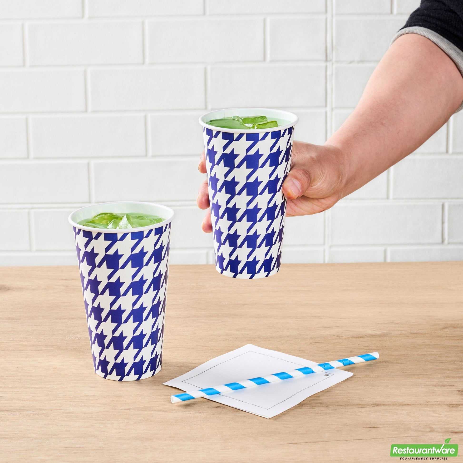 Wholesale Restaurantware RW Base 16 Oz Round White Paper Cold Cup - 3 1/2 X 3 1/2 X 5 1/2 - 25 Count Box- Bulk