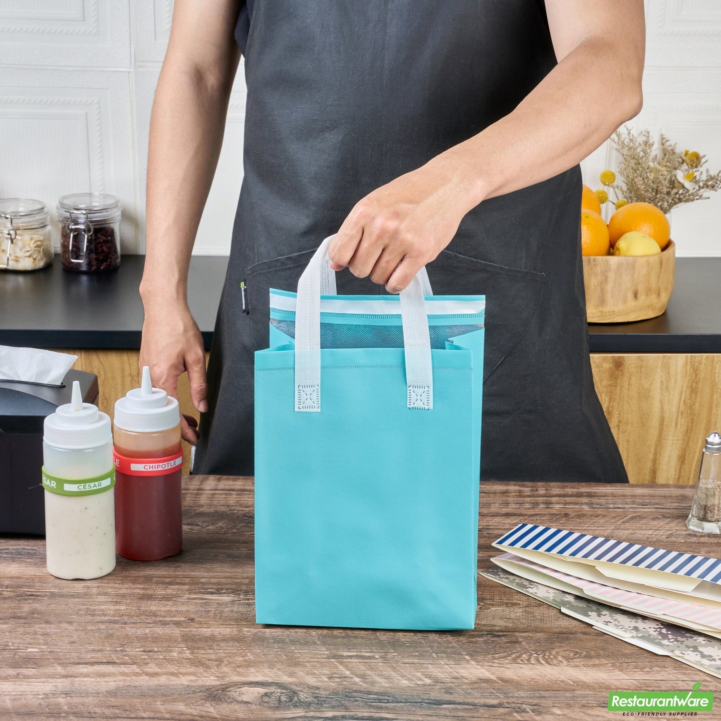 Wholesale Restaurantware Bag Tek Teal Insulated Take Out Bag - Tamper-Evident - 8 1/4 X 4 1/4 X 10 3/4 - 25 Count Box- Bulk