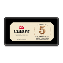 Wholesale Cabot 5 Year White Cheddar Deli Bar- Bulk