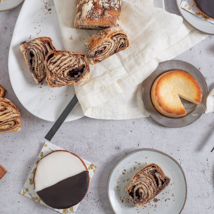 Wholesale Carnegie Deli Pre Slice Choc. Babka- Bulk