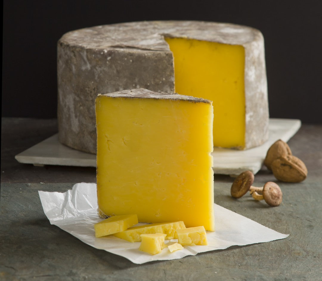 Wholesale Grafton Clothbound Cheddar- Bulk