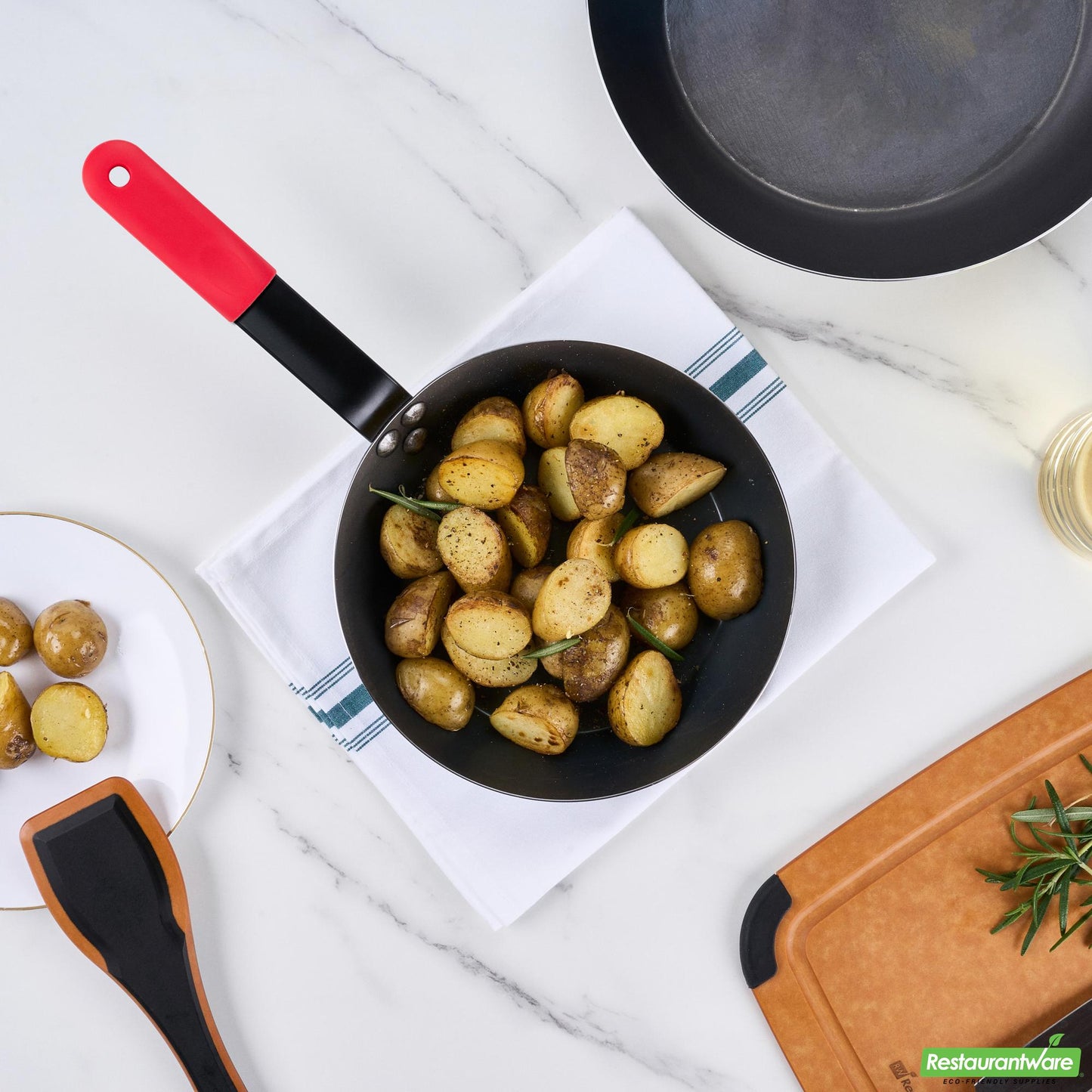 Wholesale Restaurantware Bundle: 1 Black Carbon Steel 9" Pre-Seasoned Fry Pan and 1 Sleeve- Bulk