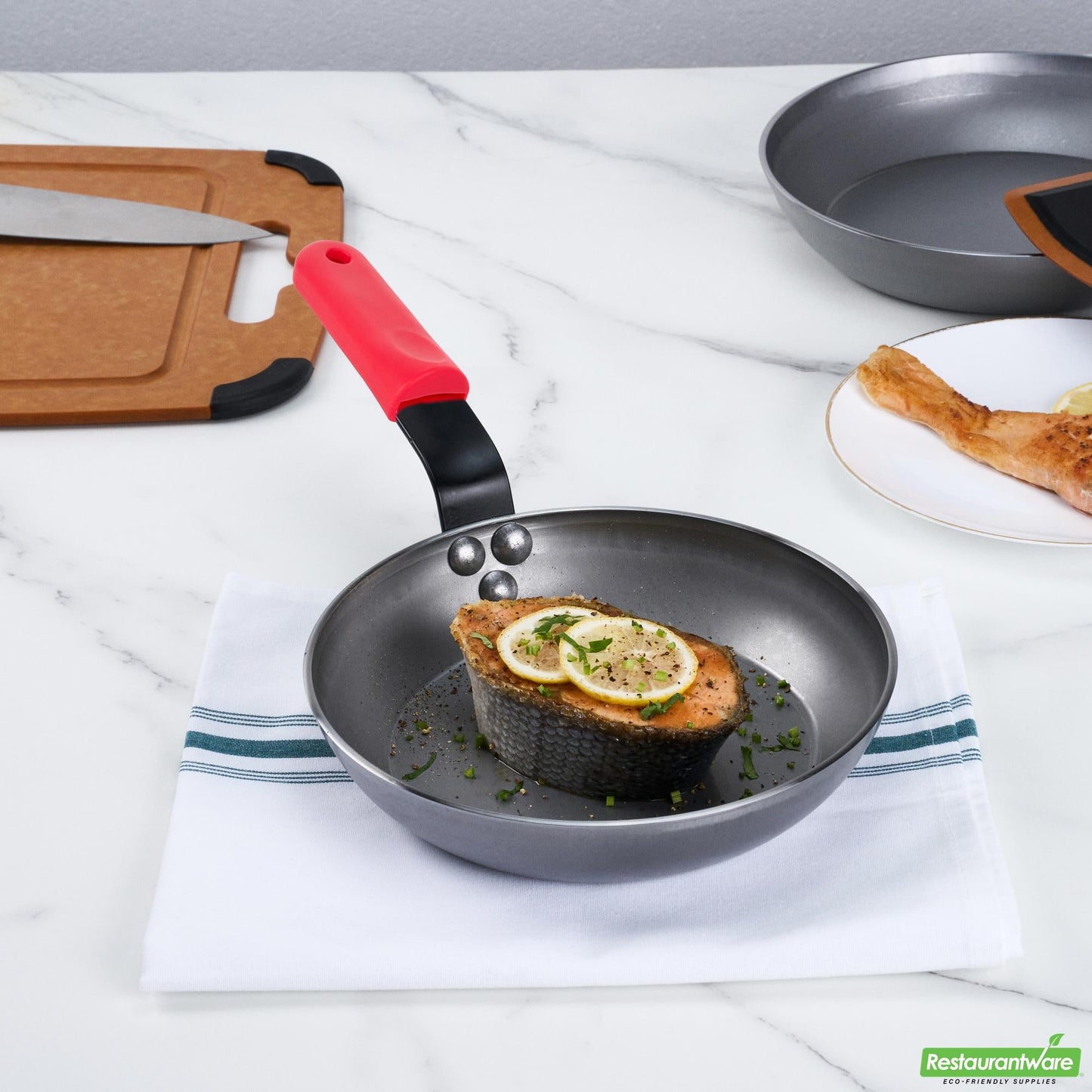Wholesale Restaurantware Bundle: 6 Carbon Steel 8" Non-Stick Fry Pans and 6 Sleeves- Bulk