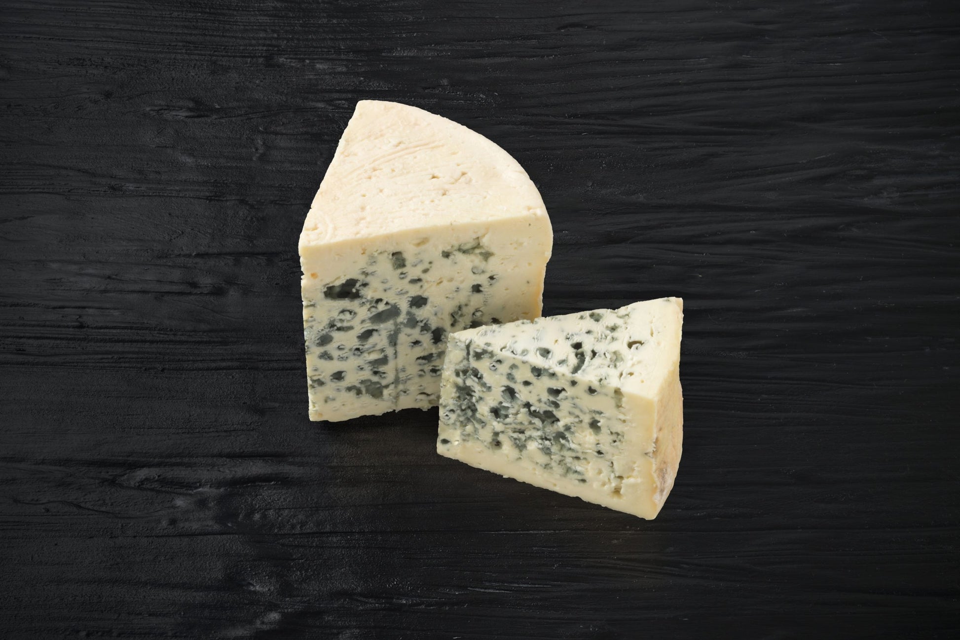 Wholesale Bleu des Causses AOP Cow's Milk Blue Cheese - 1.3 KG Laveze (Appellation d'Origine Contrôlée)- Bulk