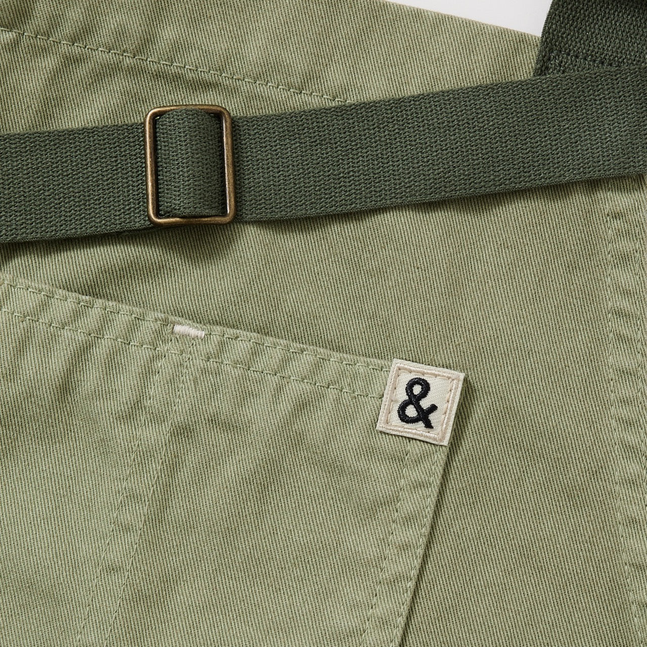 Wholesale Hedley & Bennett Matcha Essential Apron- Bulk