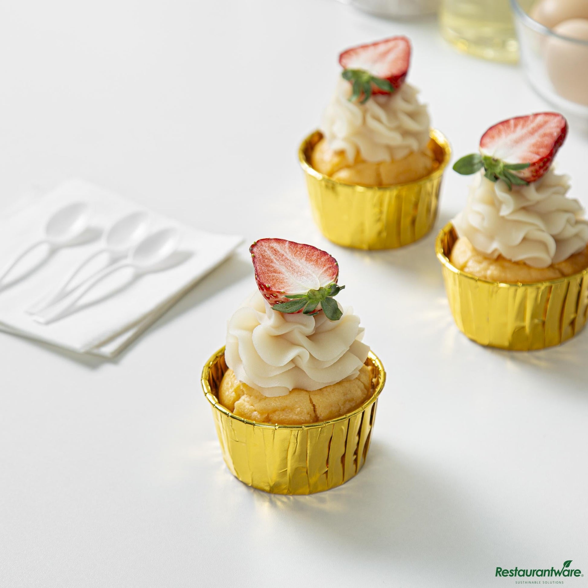 Wholesale Restaurantware 5.5 Oz Round Rose Gold Paper Large Baking Cup - Pleated - 3" X 3" X 1 1/2"- Bulk