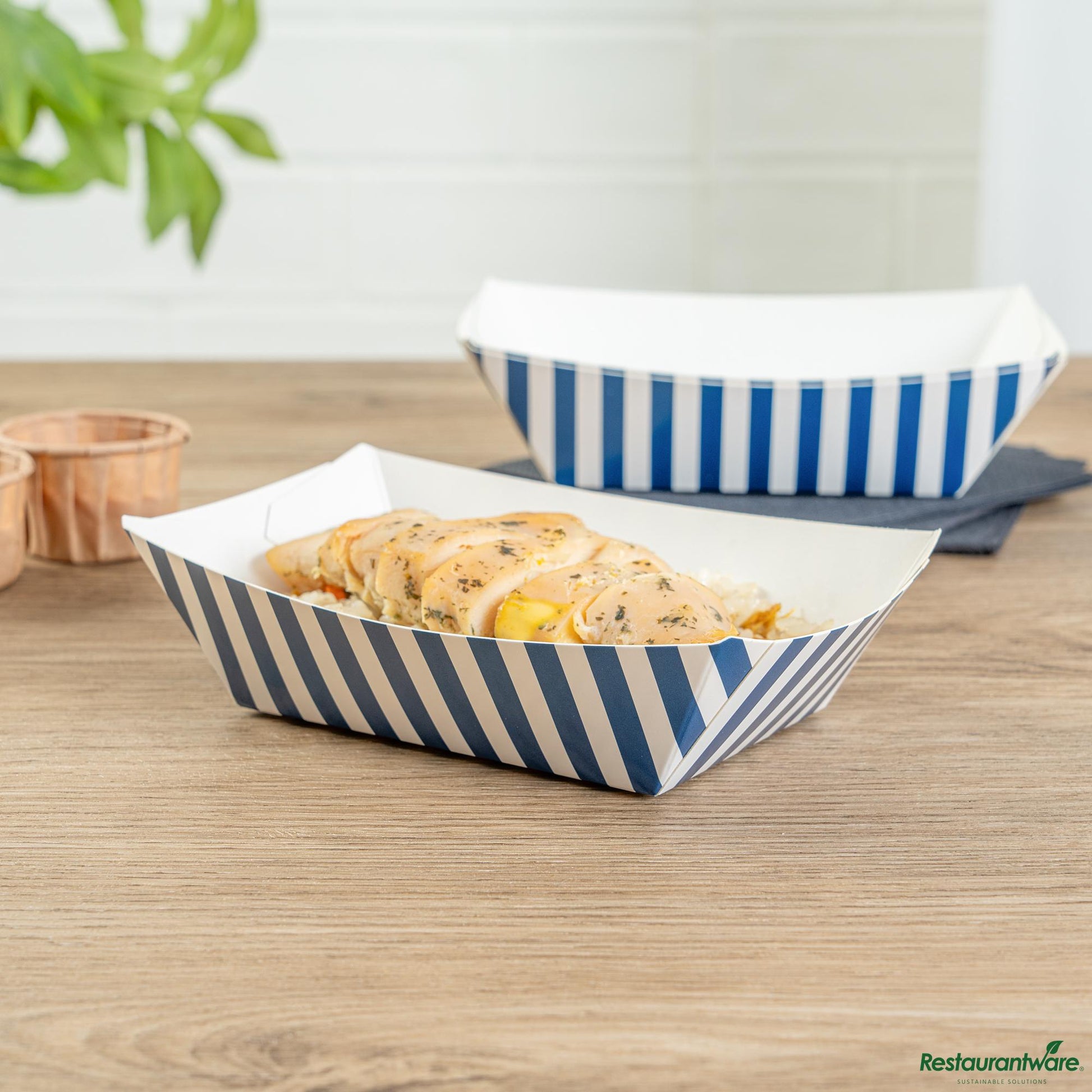 Wholesale Restaurantware Bio Tek 1/2 Lb Blue and White Stripe Paper #50 Boat - 4 1/4" X 2 3/4" X 1 1/2"- Bulk