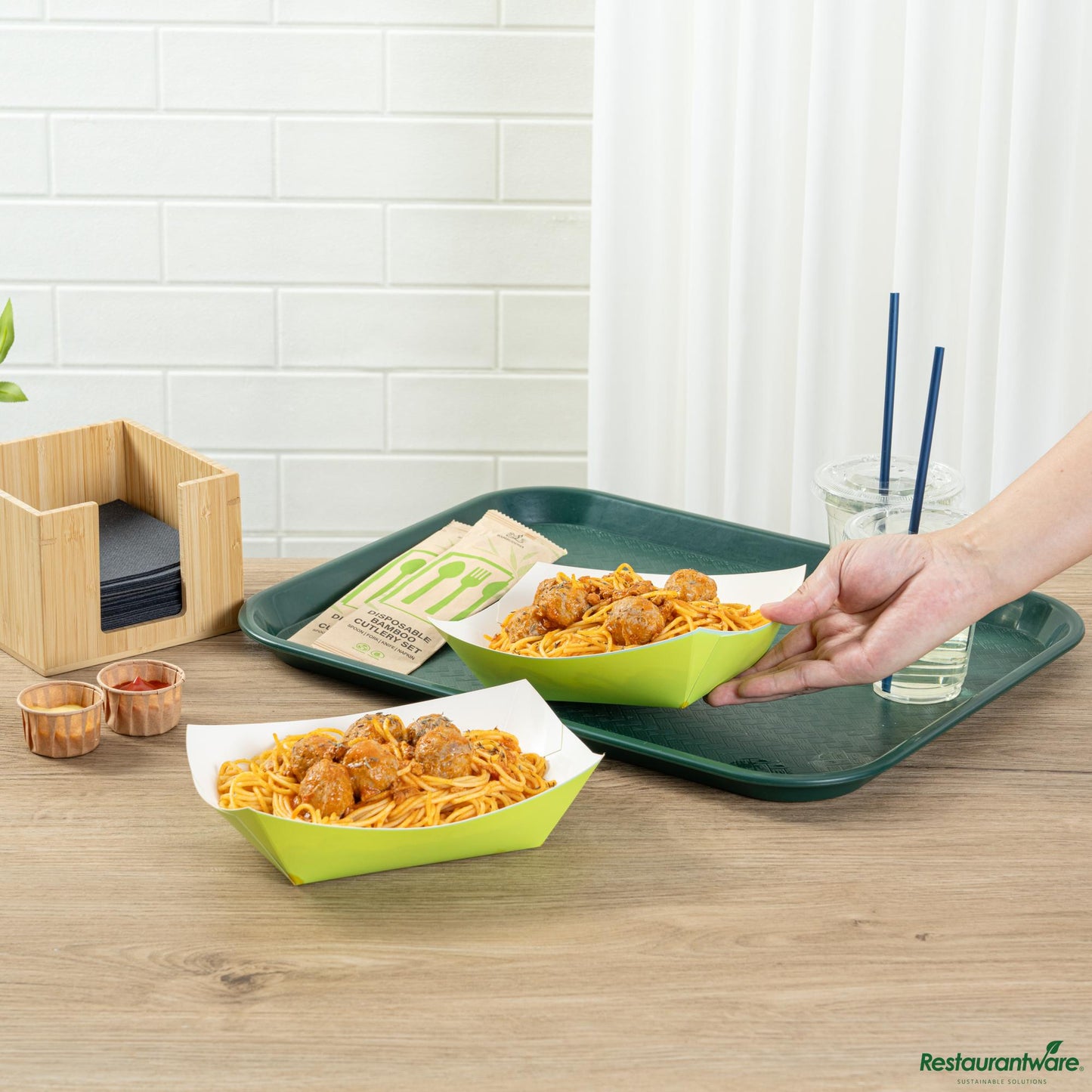 Wholesale Restaurantware Bio Tek 1 Lb Eco Green Paper #100 Boat - 5 1/2" X 3 1/2" X 2"- Bulk