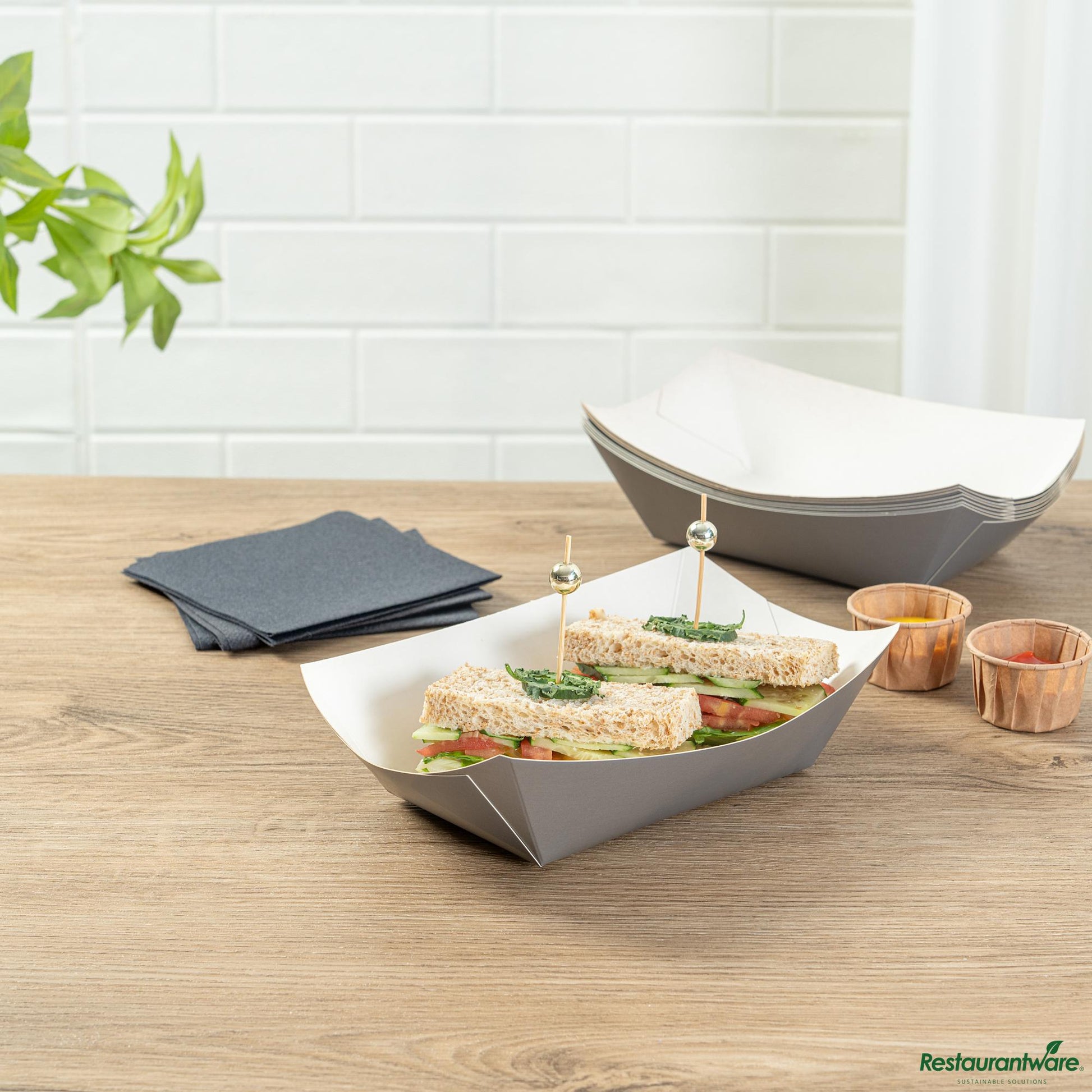 Wholesale Restaurantware Bio Tek 1 Lb Gray Paper #100 Boat - 5 1/2" X 3 1/2" X 2"- Bulk