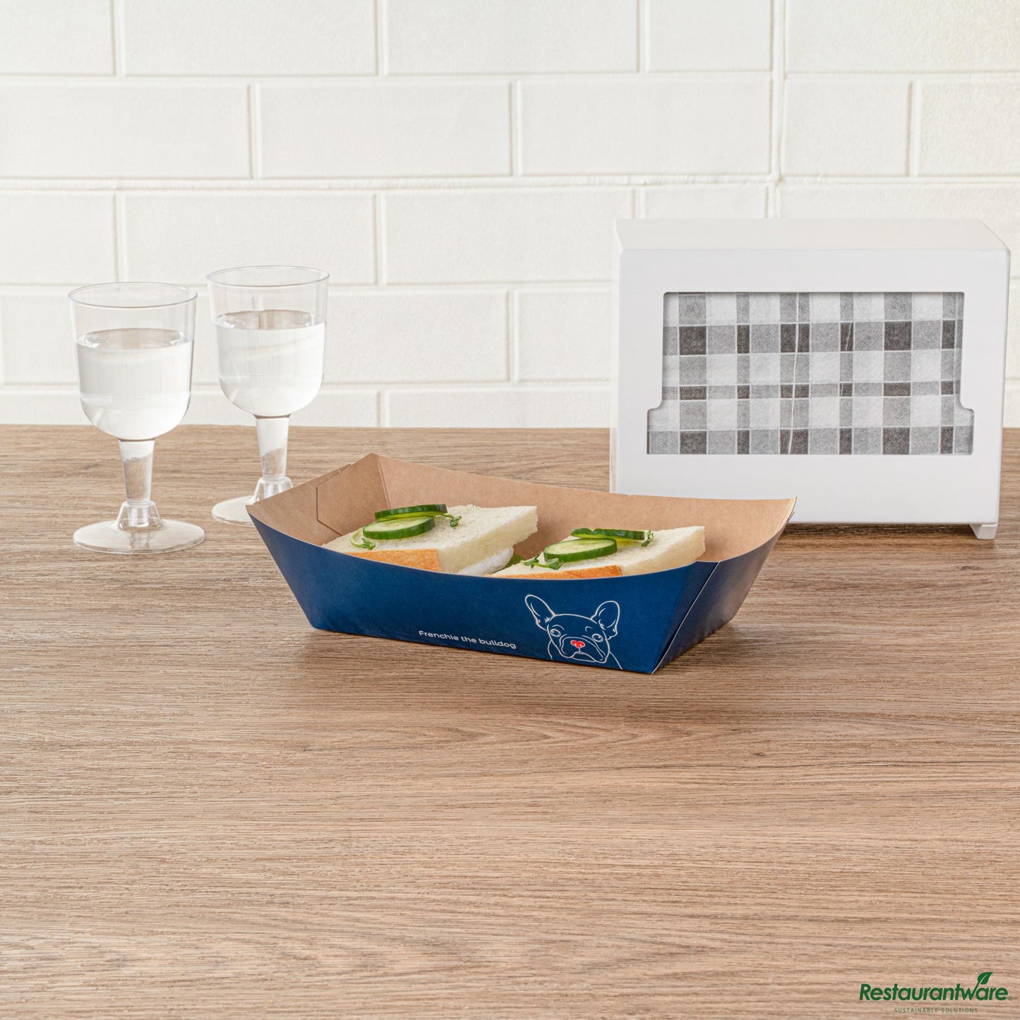 Wholesale Restaurantware Bio Tek 2 Lb Frenchie Paper #200 Boat - 6 1/2" X 3 3/4" X 2 1/4"- Bulk
