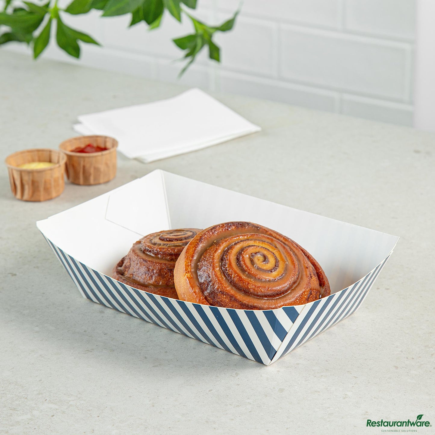 Wholesale Restaurantware Bio Tek 2 Lb Blue and White Stripe Paper #200 Boat - 6 1/2" X 3 3/4" X 2 1/4"- Bulk