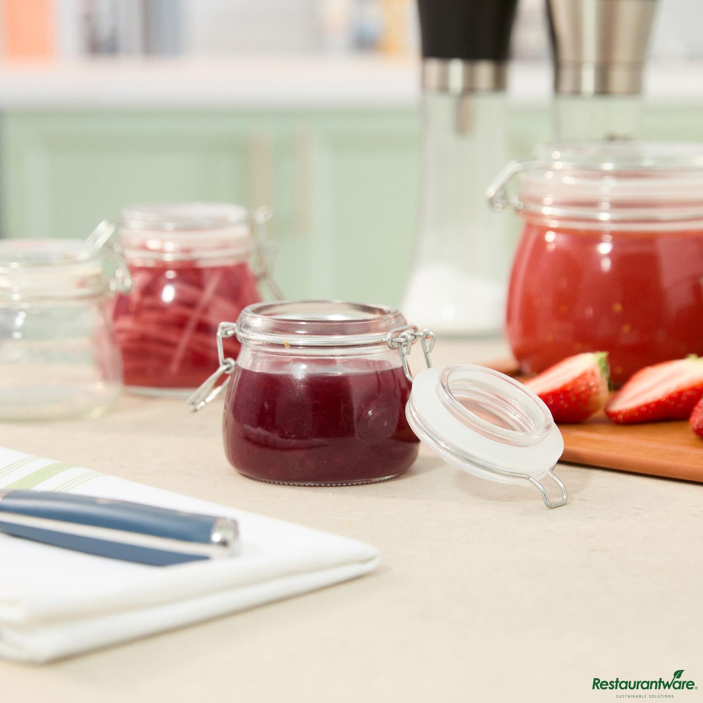 Wholesale Restaurantware 5 Oz Hinge Top Clear Glass Storage Jar - 3"×3"×2.8"- Bulk
