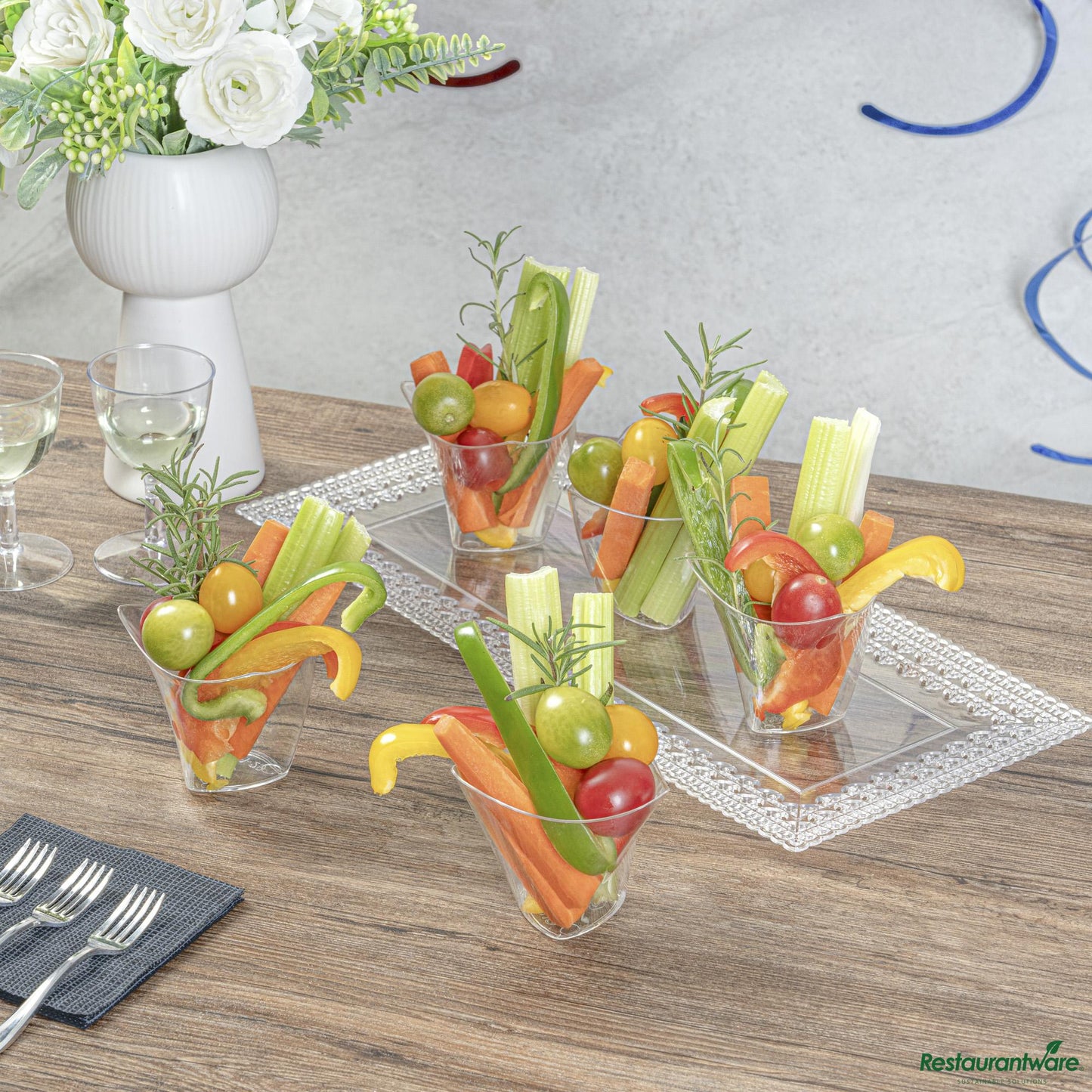 Wholesale Restaurantware 4 Oz Clear Plastic Mini Crescendo Cup - 3" X 3" X 2 3/4"- Bulk