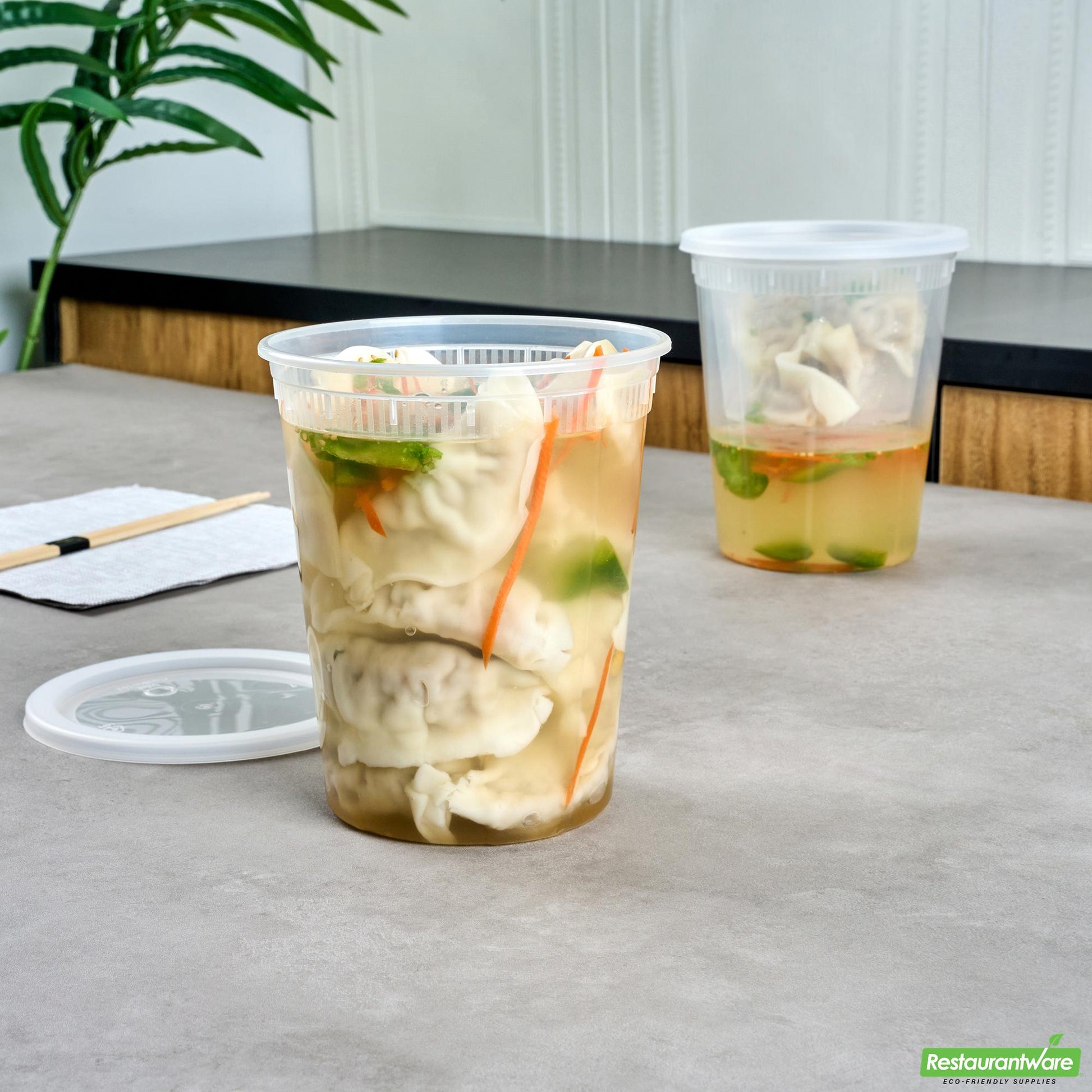 Wholesale Restaurantware 40 Oz Round Clear Plastic Soup Container - with Lid, Microwavable- Bulk